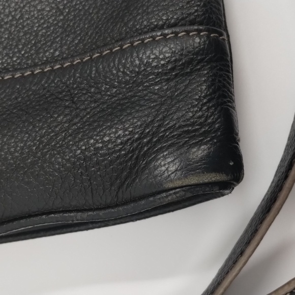 Tignanello Crossbody Bag Purse black soft leather 3 compartments  adj strap - Picture 10 of 12